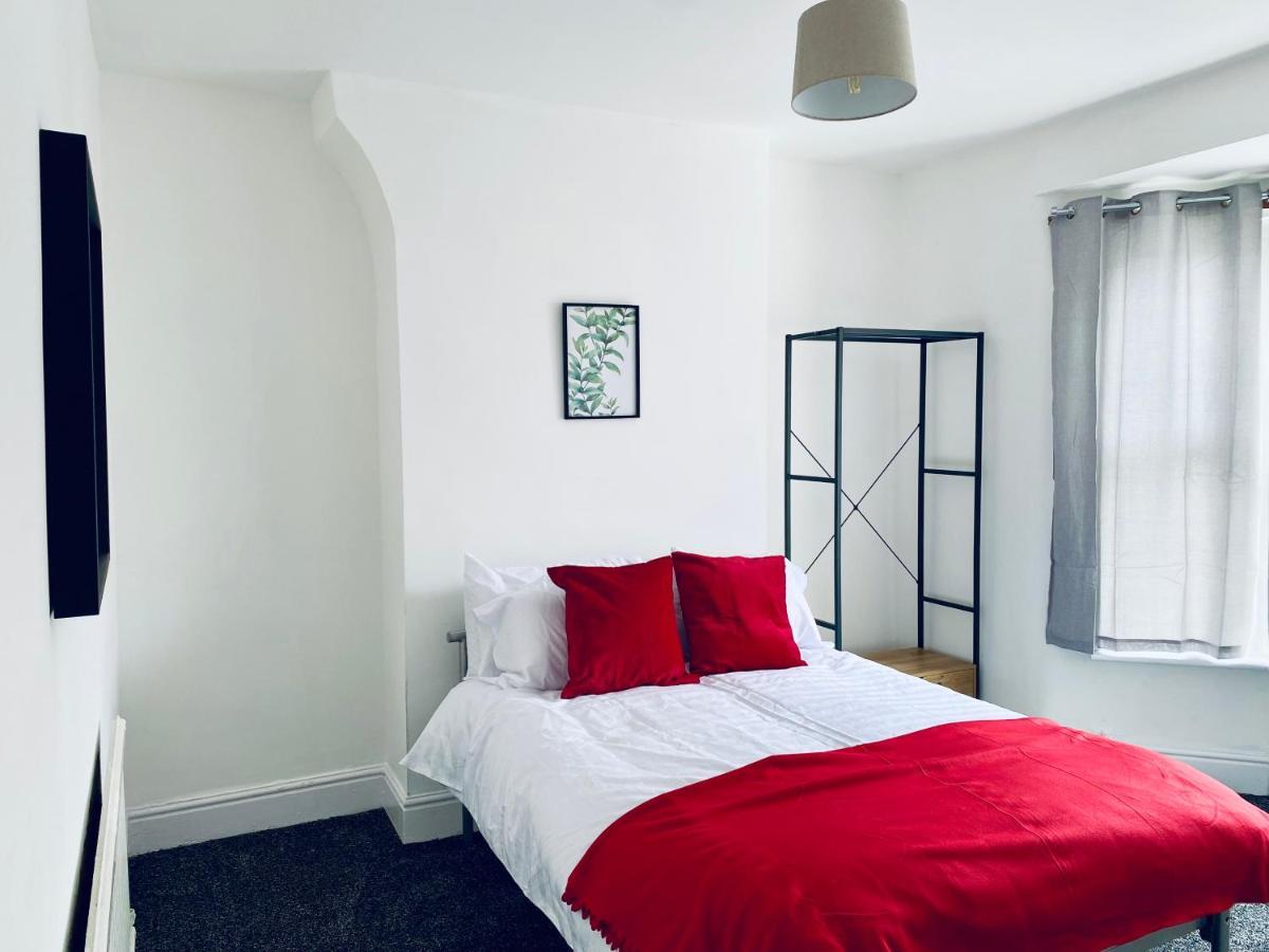 3 Bed Anfield House Close To Lfc Villa Liverpool Eksteriør bilde
